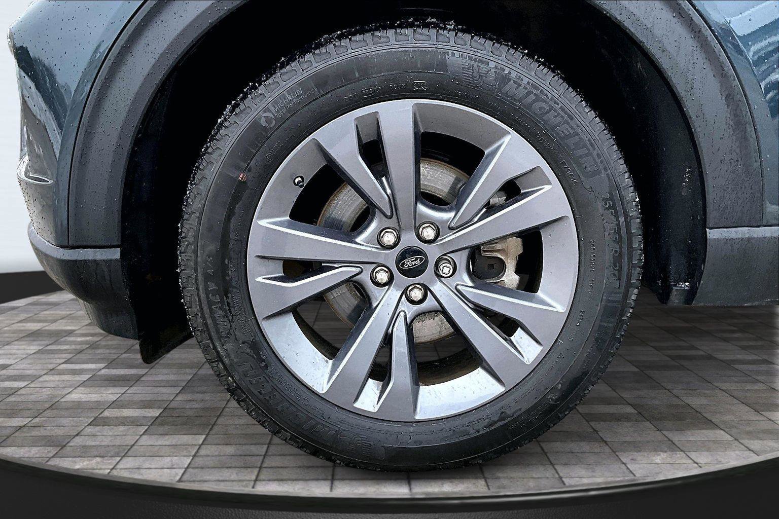 Certified 2022 Ford Explorer XLT w/ Equipment Group 202A image 26