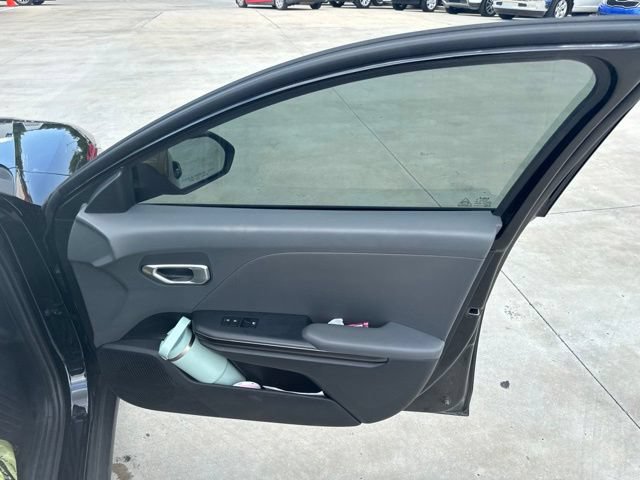 Used 2025 Kia K4 FWD image 23