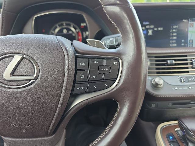 Used 2018 Lexus LS 500 AWD w/ Accessory Package (Z1) image 29