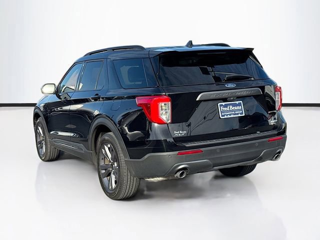 Certified 2023 Ford Explorer XLT w/ Equipment Group 202A image 3
