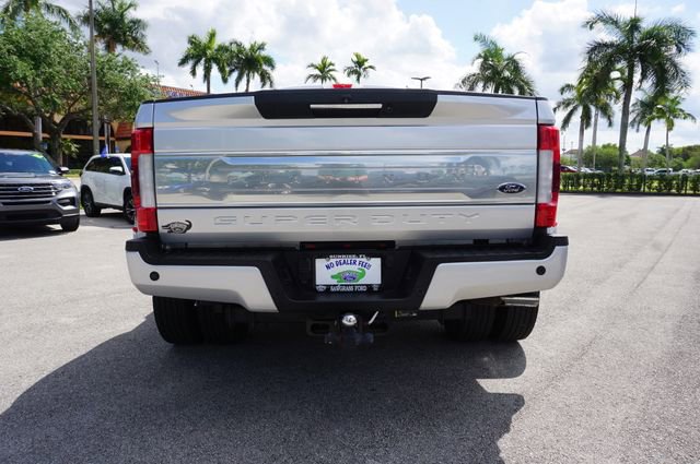 Certified 2019 Ford F450 Platinum w/ Platinum Ultimate Package AWD/4WD image 36