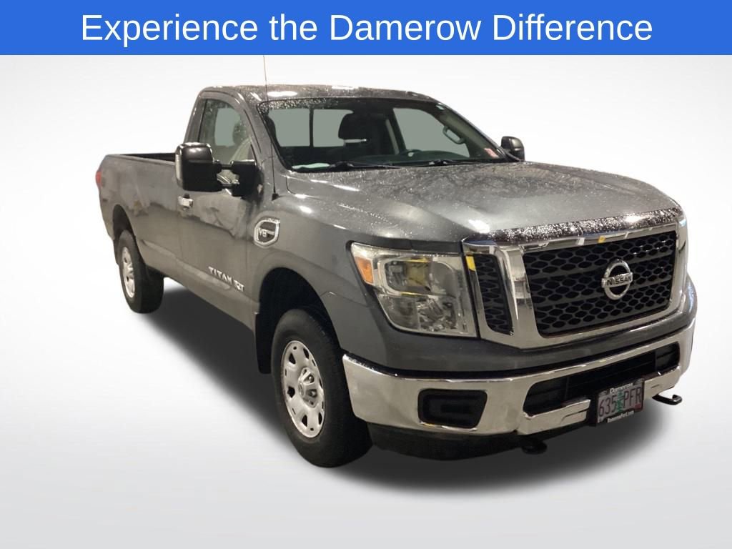 Used 2017 Nissan Titan SV image 8