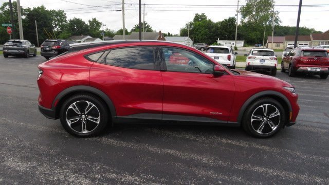 Certified 2021 Ford Mustang Mach-E Select w/ Comfort/Appearance Package image 6