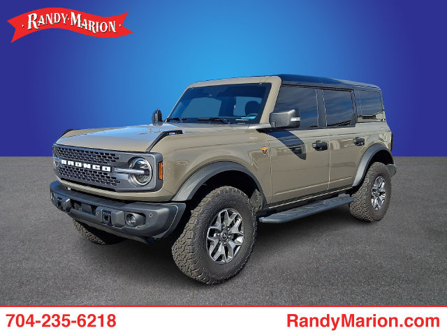Certified 2025 Ford Bronco Badlands AWD/4WD image 1