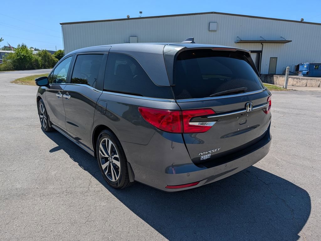 Used 2023 Honda Odyssey Touring image 5