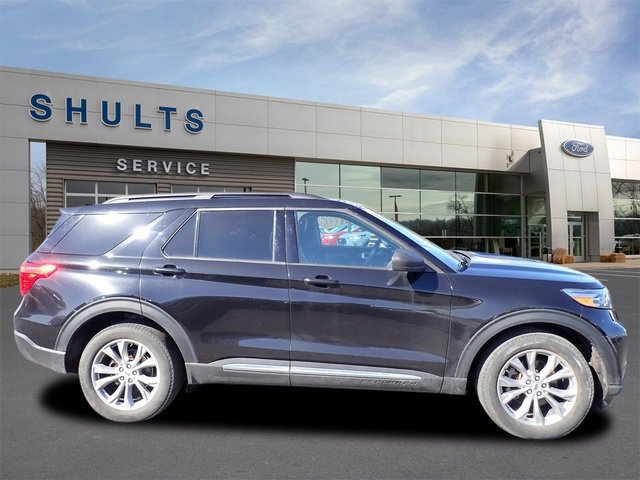 Certified 2023 Ford Explorer XLT w/ Equipment Group 202A image 2