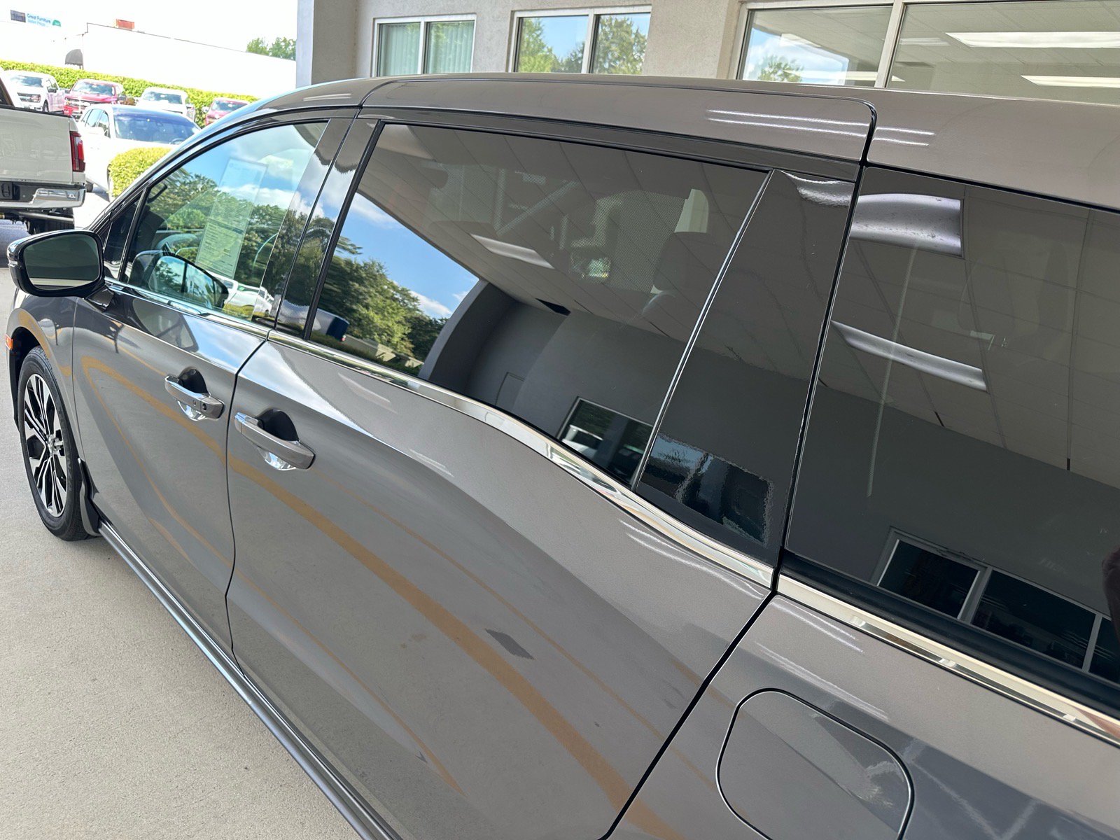 Used 2025 Honda Odyssey Elite image 12