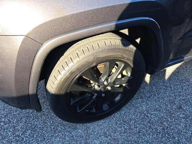 Used 2021 Jeep Grand Cherokee Laredo X image 6