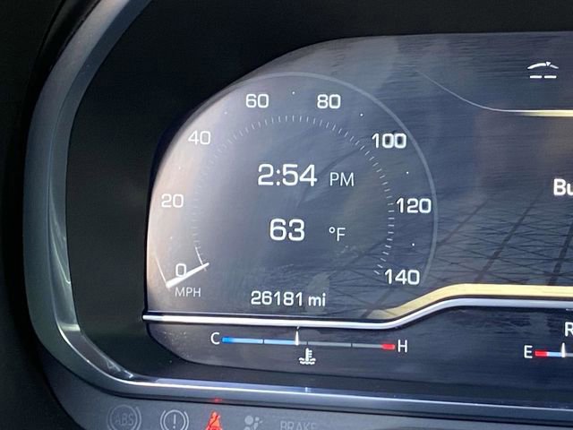 Used 2024 GMC Yukon XL SLT w/ SLT Luxury Package image 29