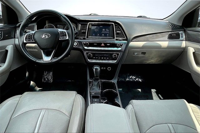 Used 2019 Hyundai Sonata Limited image 16