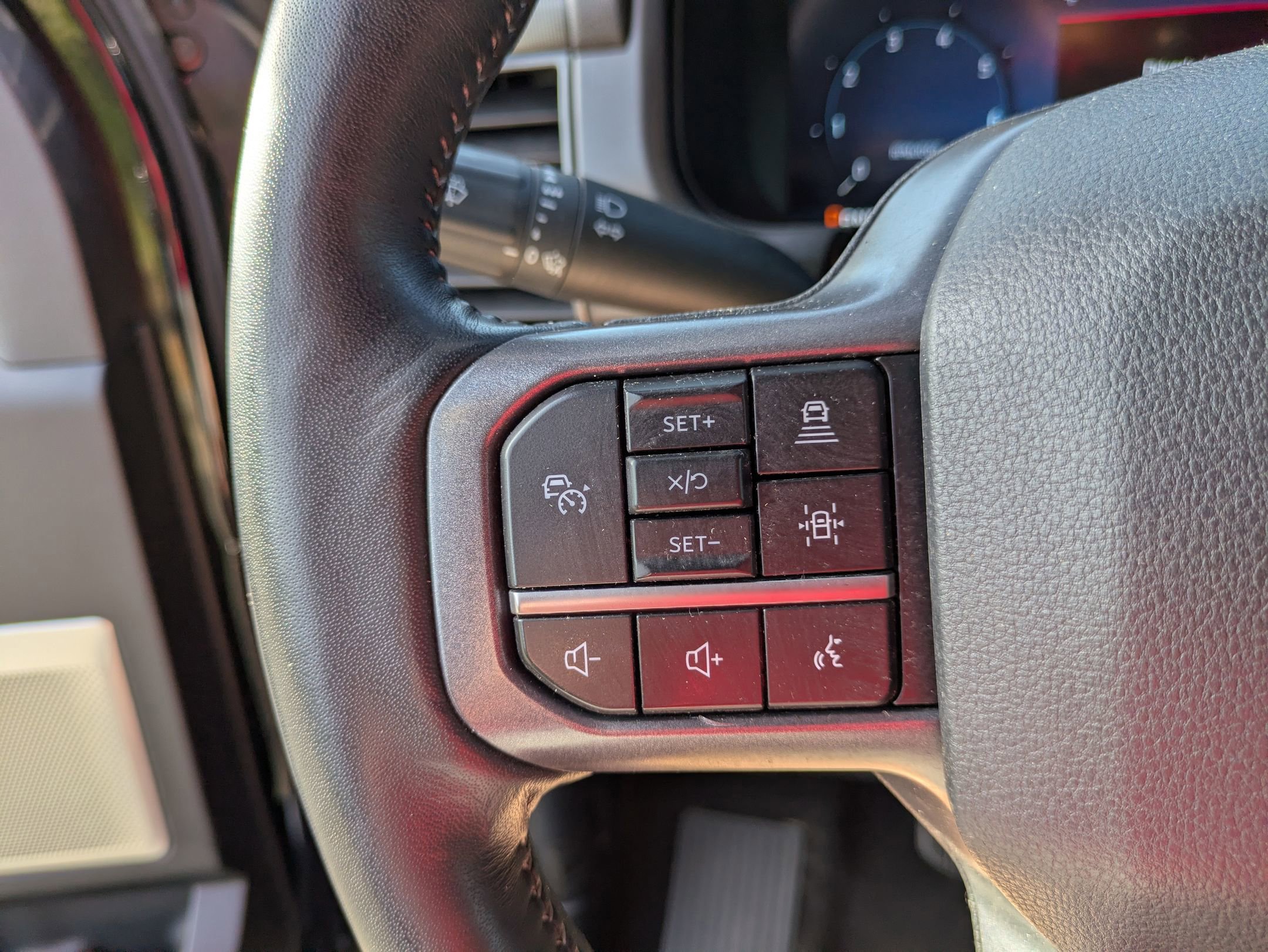 Certified 2024 Ford F150 Lariat w/ Equipment Group 502A High AWD/4WD image 20