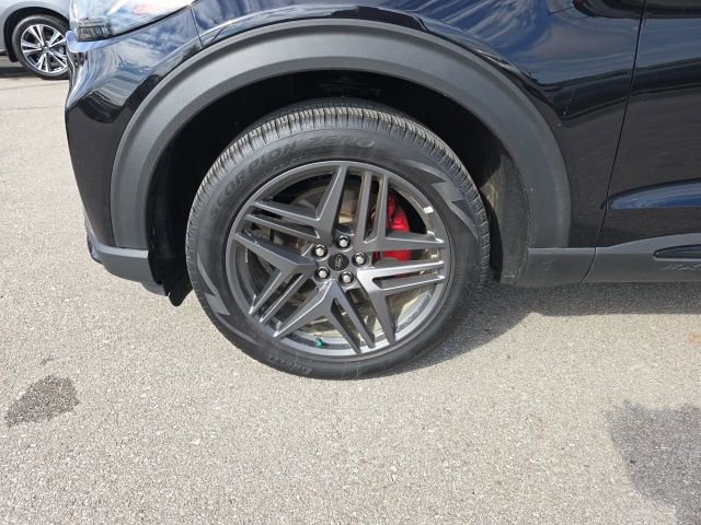 Certified 2025 Ford Explorer ST-Line w/ ST-Line Street Pack image 9
