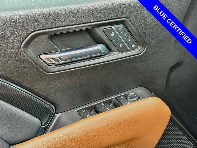 Used 2023 GMC Canyon AT4 w/ AT4 Premium Package AWD/4WD image 16
