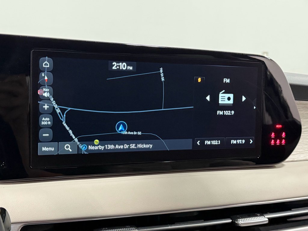 Used 2024 Hyundai Palisade Calligraphy image 22