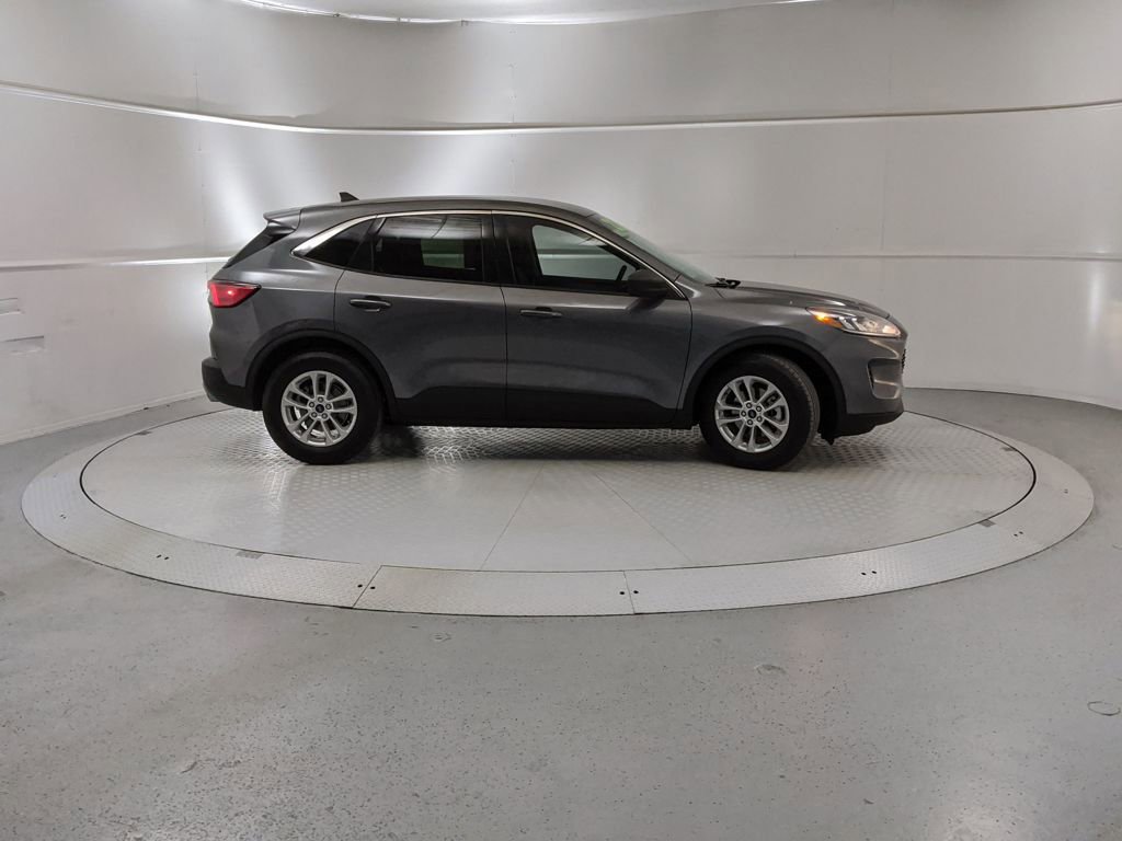 Certified 2022 Ford Escape SE image 6