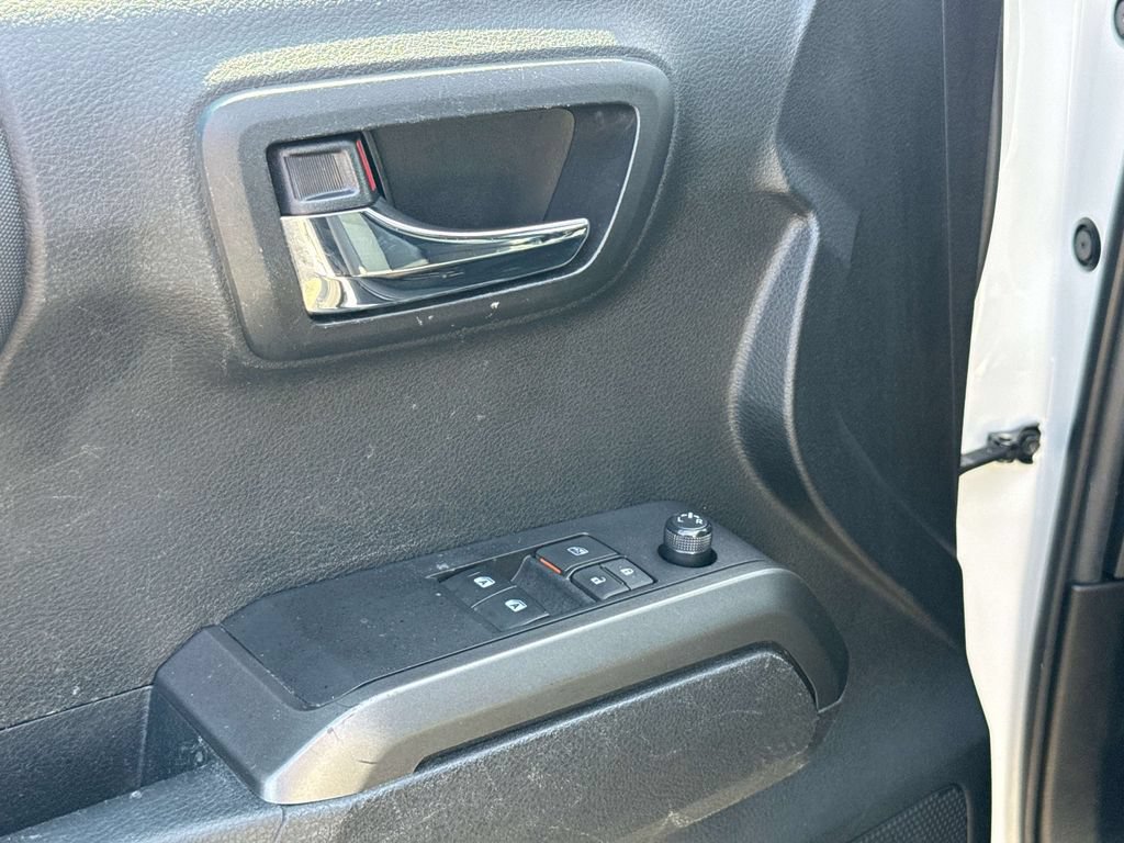 Used 2022 Toyota Tacoma TRD Sport RWD image 29