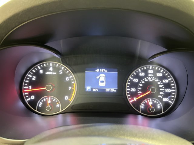 Used 2019 Kia Optima LX FWD image 11