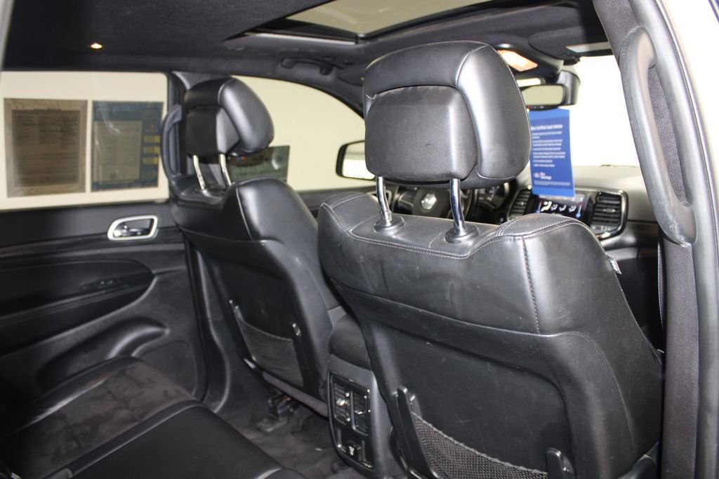 Used 2020 Jeep Grand Cherokee Altitude image 31