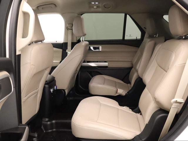 Certified 2022 Ford Explorer XLT w/ Equipment Group 202A image 24