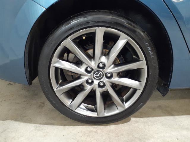 Used 2018 MAZDA MAZDA3 Touring image 30