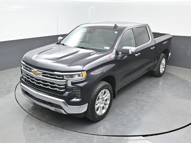 Used 2024 Chevrolet Silverado 1500 LTZ w/ Z71 Off-Road Package AWD/4WD image 17
