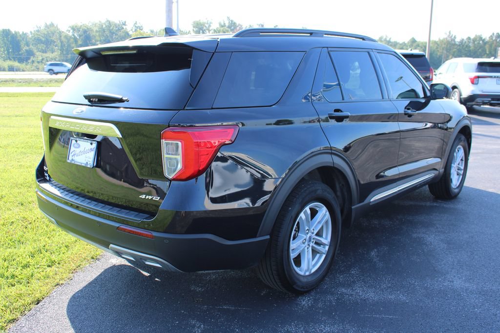 Certified 2024 Ford Explorer XLT w/ Equipment Group 202A AWD/4WD image 15