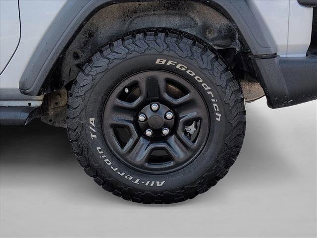 Used 2023 Jeep Wrangler Sport image 10