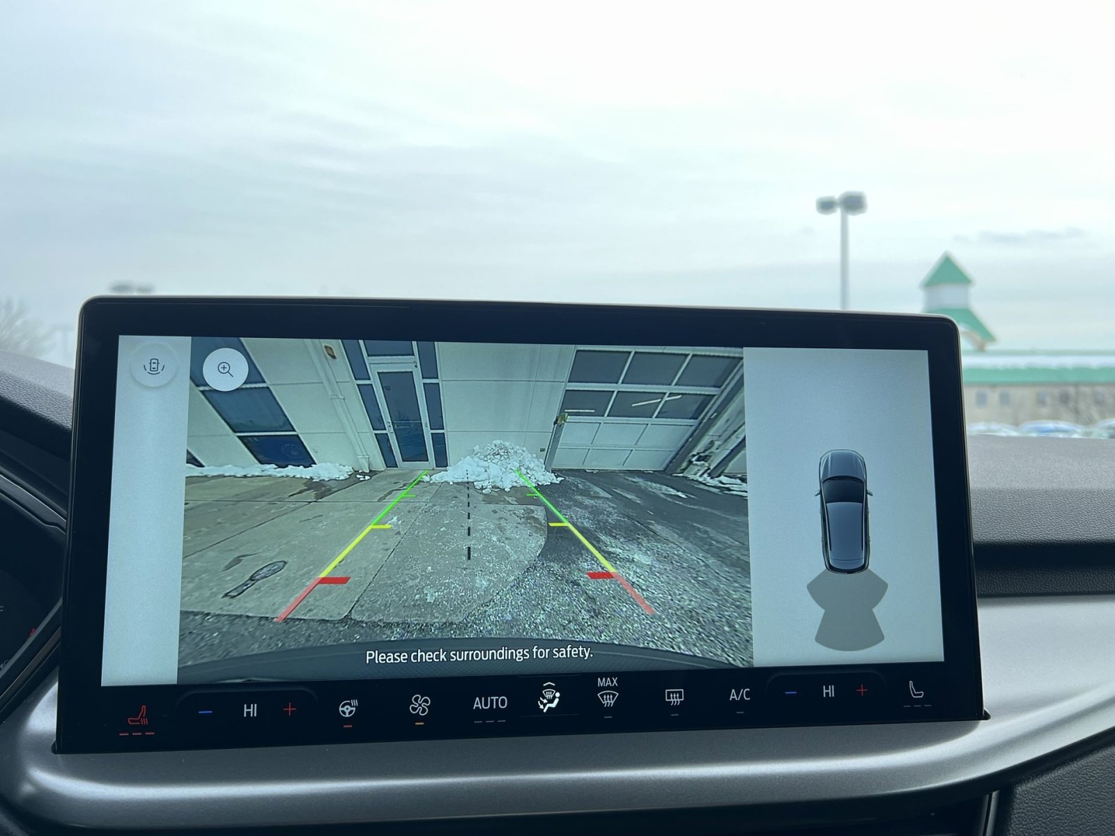 Certified 2025 Ford Escape SE image 19