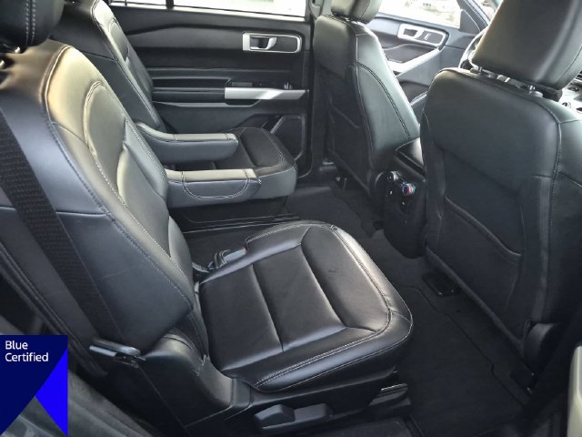 Certified 2022 Ford Explorer XLT w/ Equipment Group 202A AWD/4WD image 32