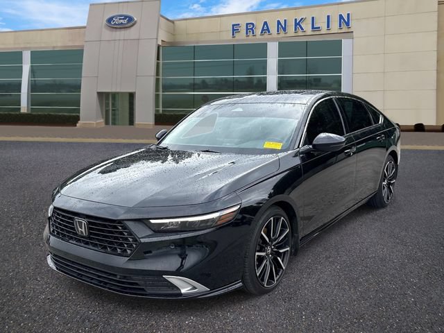 Used 2025 Honda Accord Touring image 3