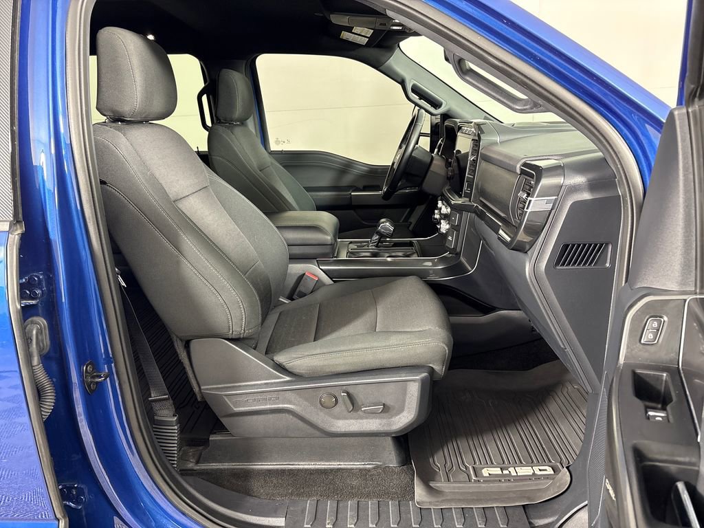 Certified 2022 Ford F150 XLT w/ Equipment Group 302A High image 14