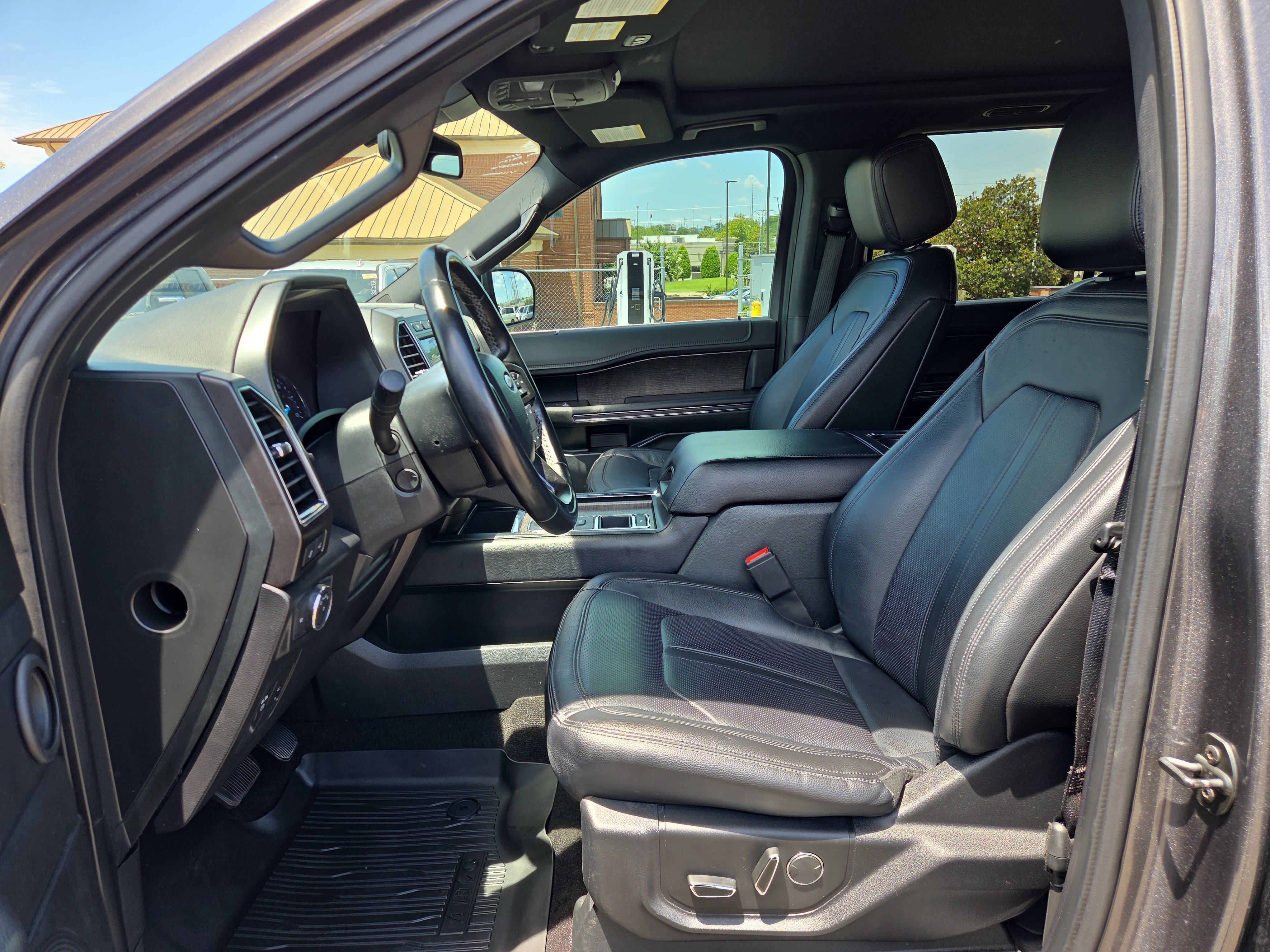 Certified 2018 Ford Expedition Limited w/ Equipment Group 301A RWD image 10
