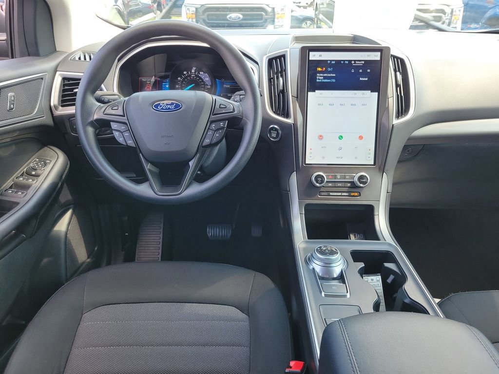 Certified 2021 Ford Edge SE FWD image 12