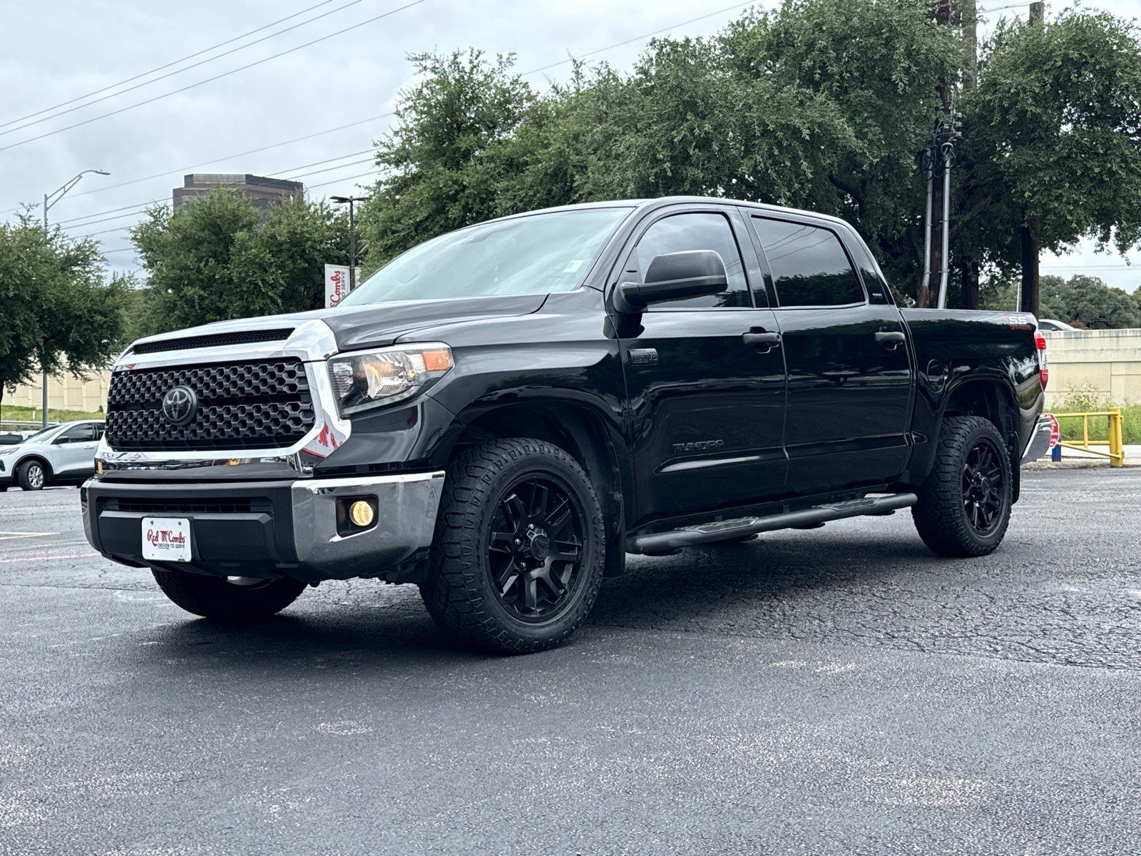 Used 2021 Toyota Tundra SR5 w/ SR5 Leather Package