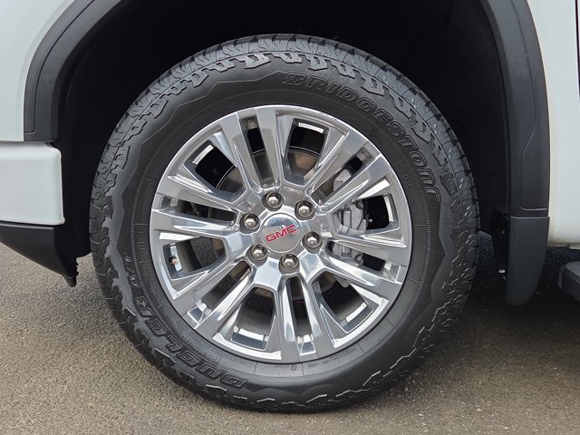 Used 2023 GMC Sierra 1500 Denali AWD/4WD image 9