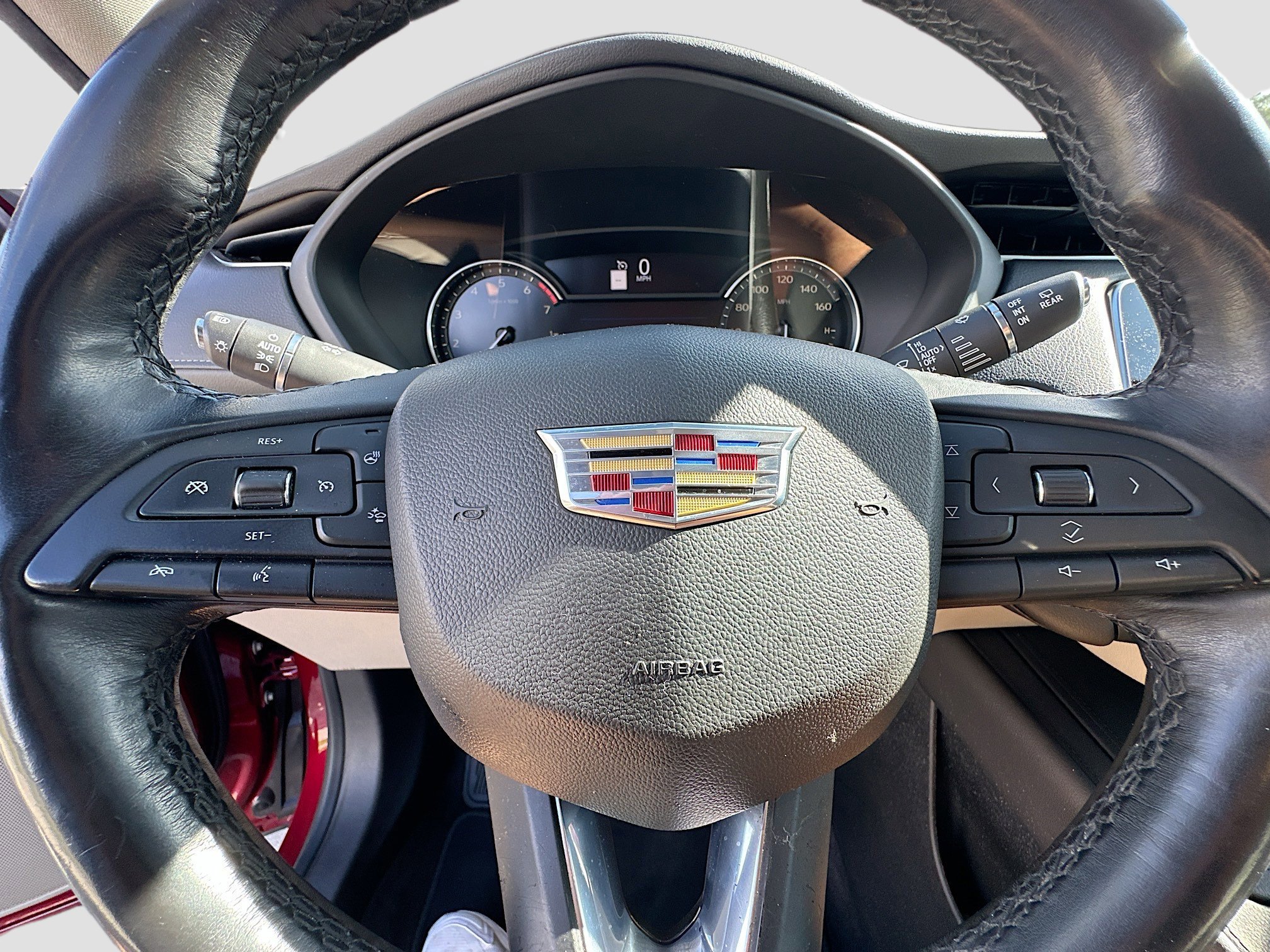 Used 2019 Cadillac XT4 Premium Luxury image 38