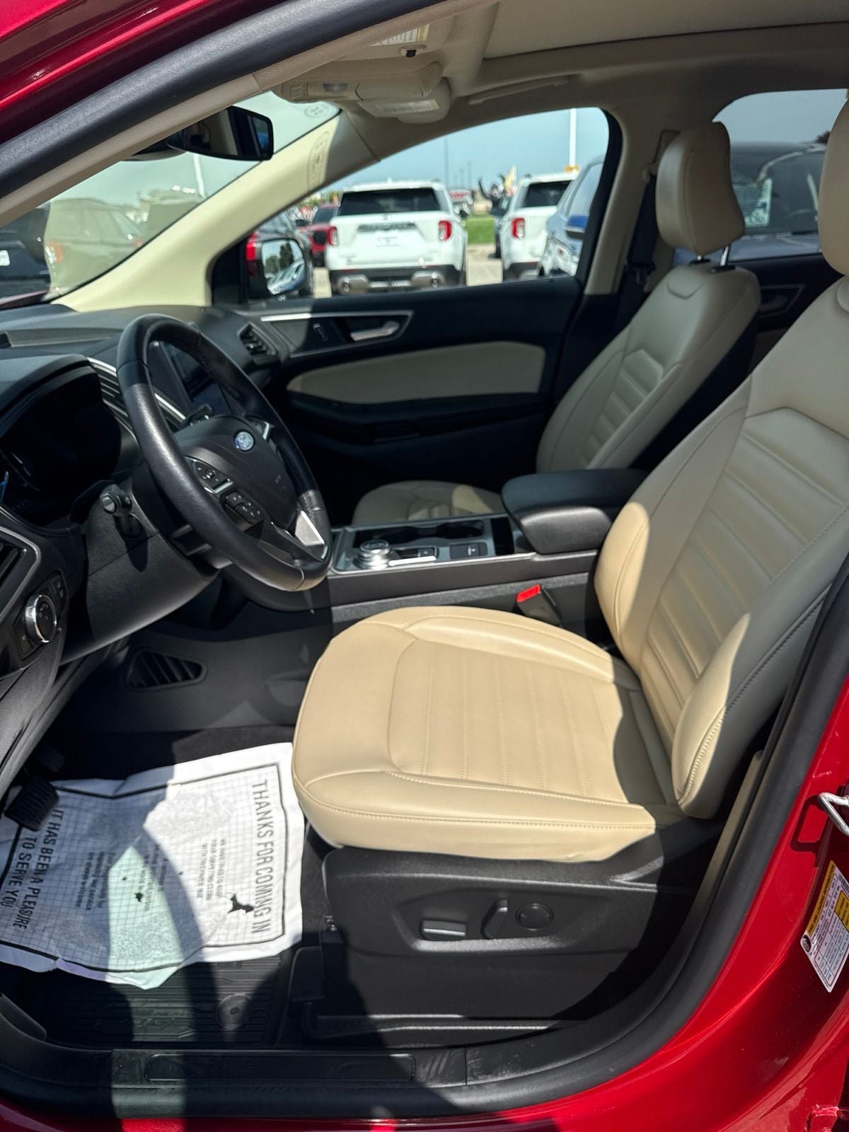 Certified 2023 Ford Edge SEL w/ Convenience Package AWD/4WD image 2