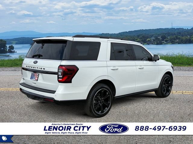 Certified 2023 Ford Expedition Limited image 5