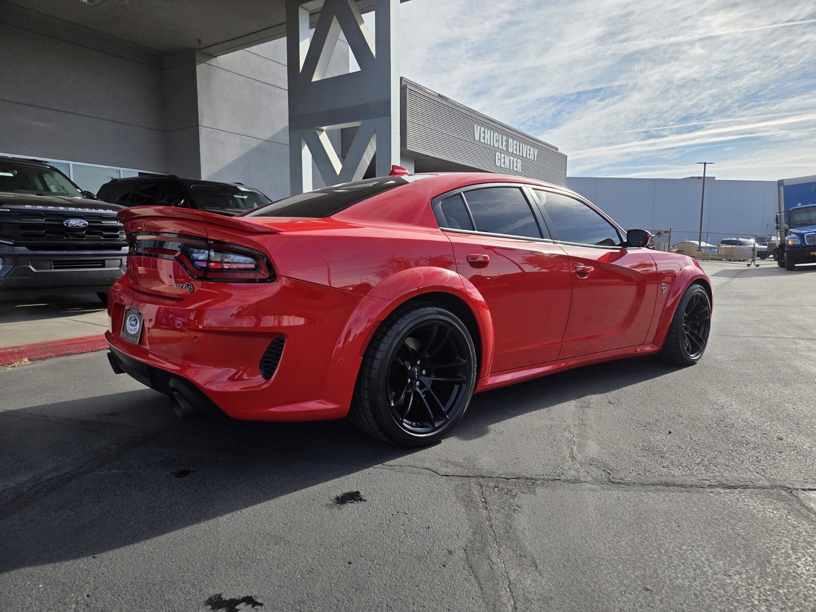 Used 2022 Dodge Charger SRT Hellcat w/ Carbon/Suede Interior Package image 6