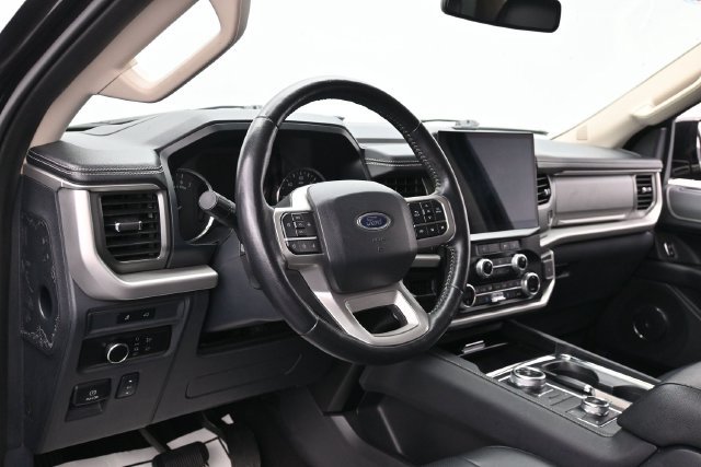 Certified 2024 Ford Expedition XLT AWD/4WD image 16