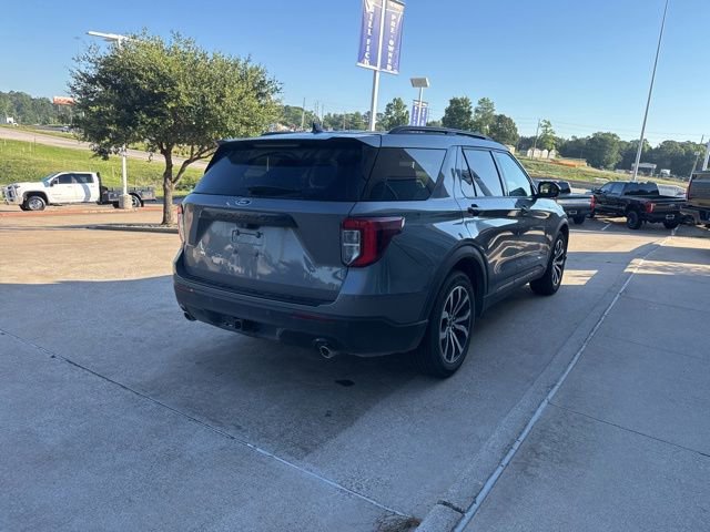 Certified 2024 Ford Explorer ST-Line w/ Class IV Trailer Tow Package RWD image 8
