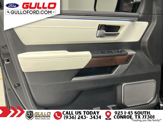 Used 2024 Toyota Sequoia Capstone AWD/4WD image 20