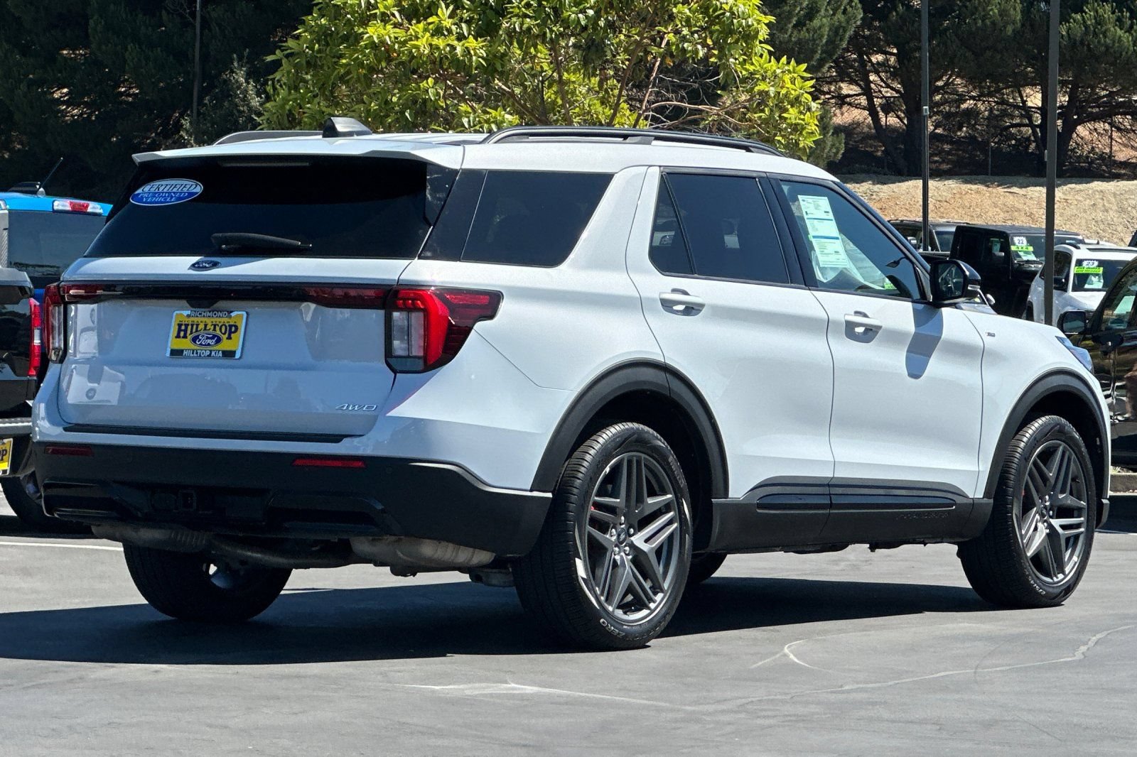Certified 2026 Ford Explorer ST-Line w/ ST-Line Street Pack AWD/4WD image 5