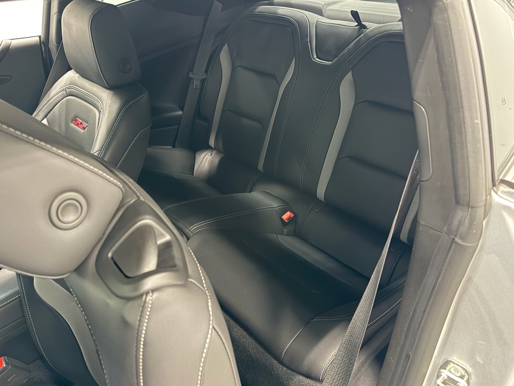 Used 2018 Chevrolet Camaro SS image 29