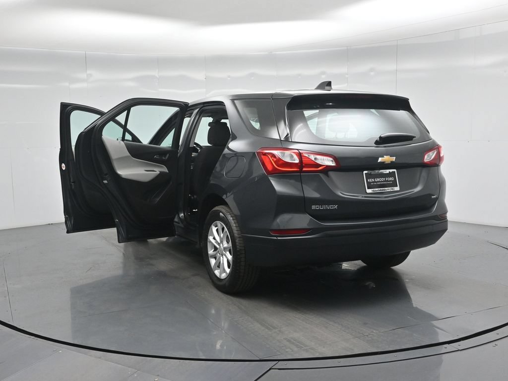 Used 2019 Chevrolet Equinox LS AWD/4WD image 34