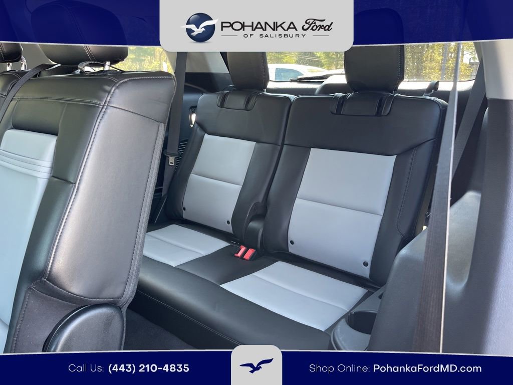 Certified 2022 Ford Explorer XLT w/ Equipment Group 202A AWD/4WD image 21