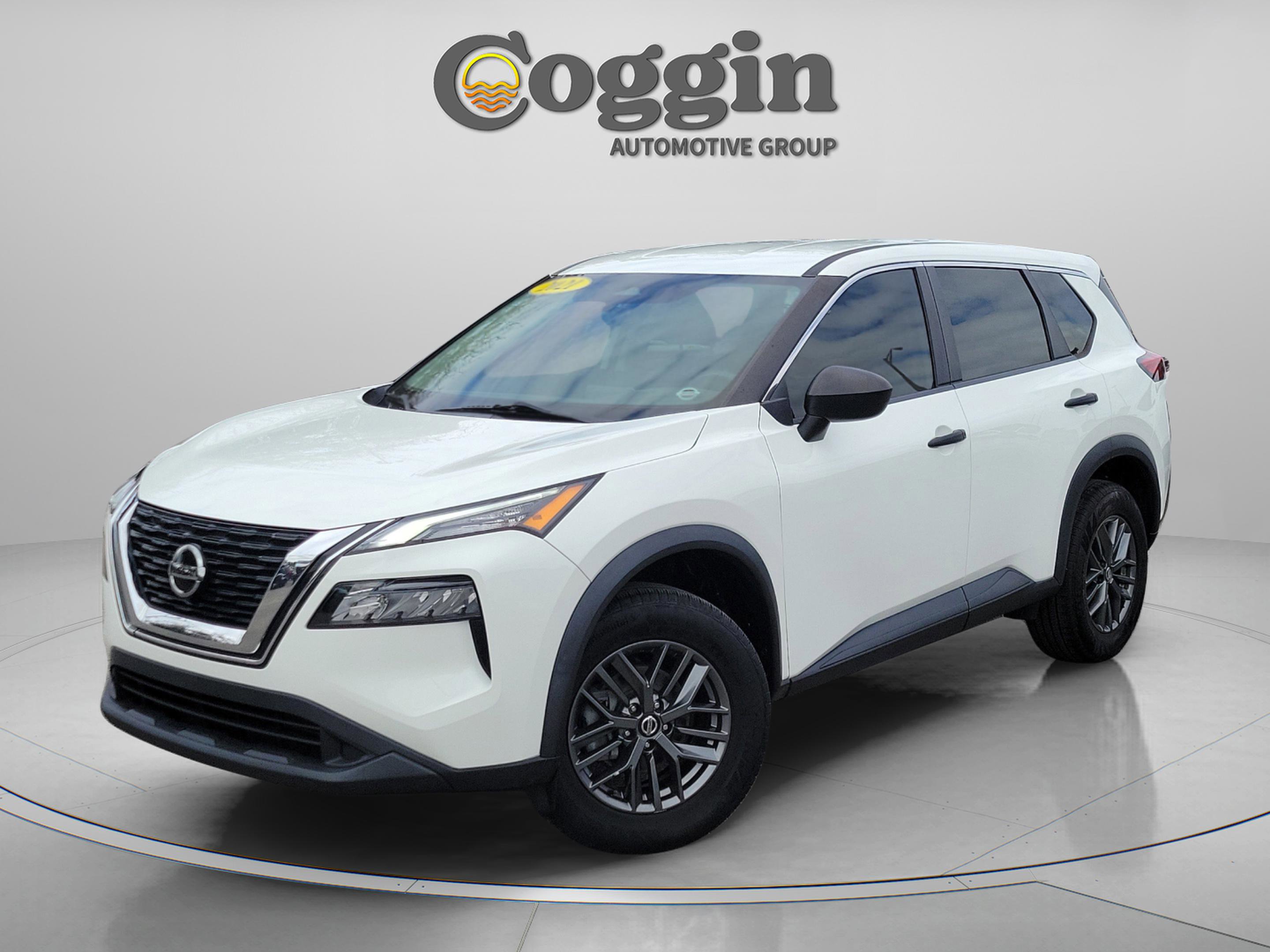 Used 2021 Nissan Rogue S image 1