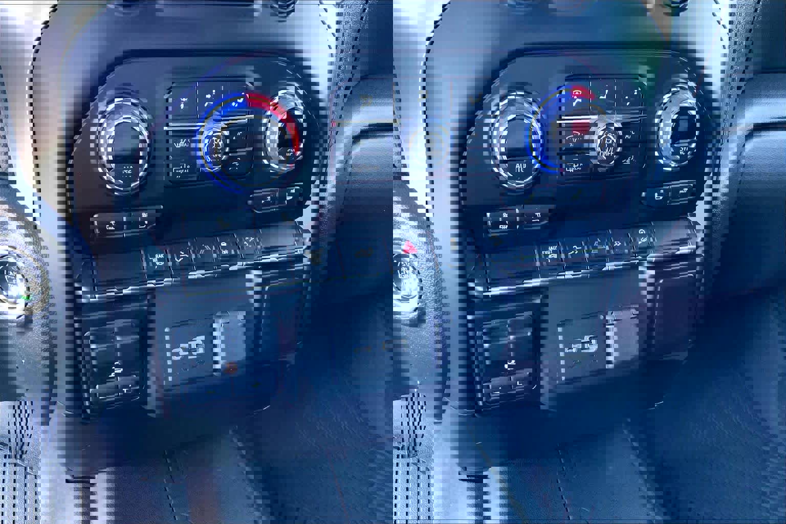 Used 2021 Chevrolet Silverado 2500 LT w/ Convenience Package image 30