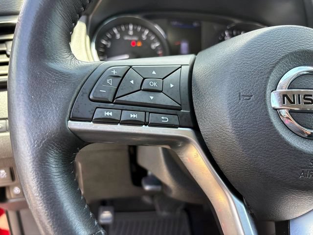 Used 2018 Nissan Rogue SV w/ Premium Package AWD/4WD image 18