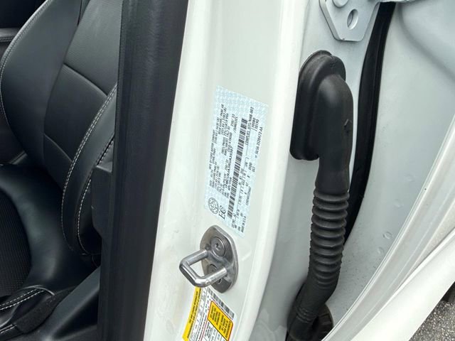 Certified 2024 Ford Escape Platinum image 28